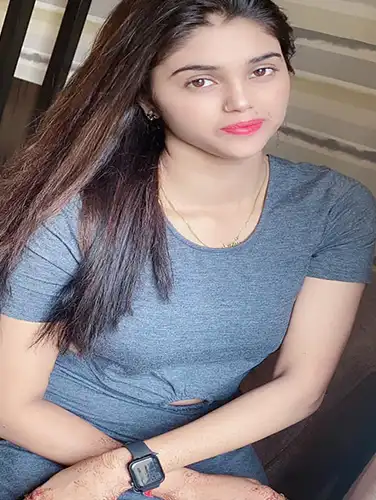 housewife call girl kanika awasthi